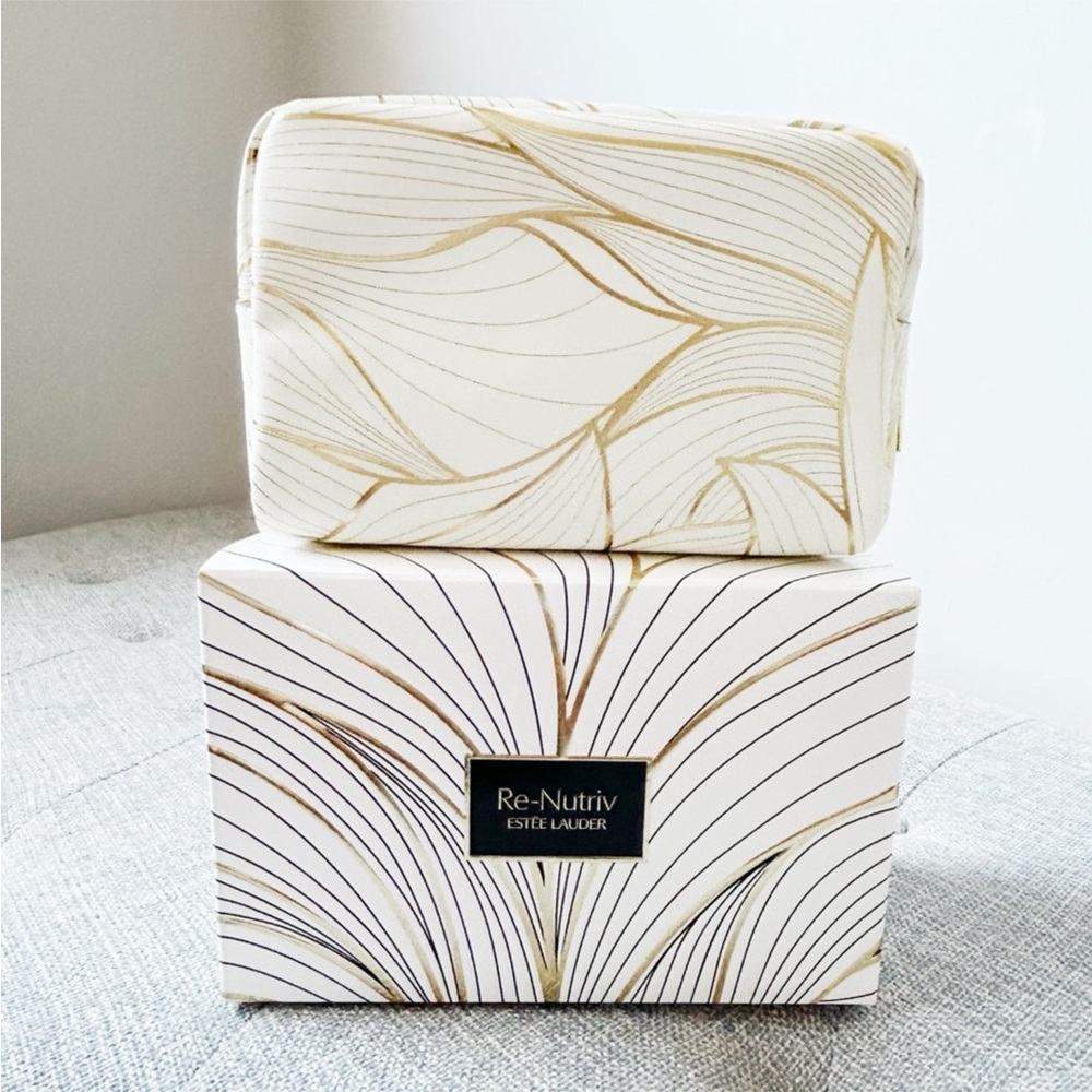 Estée Lauder Re-Nutriv Cosmetic bag with box